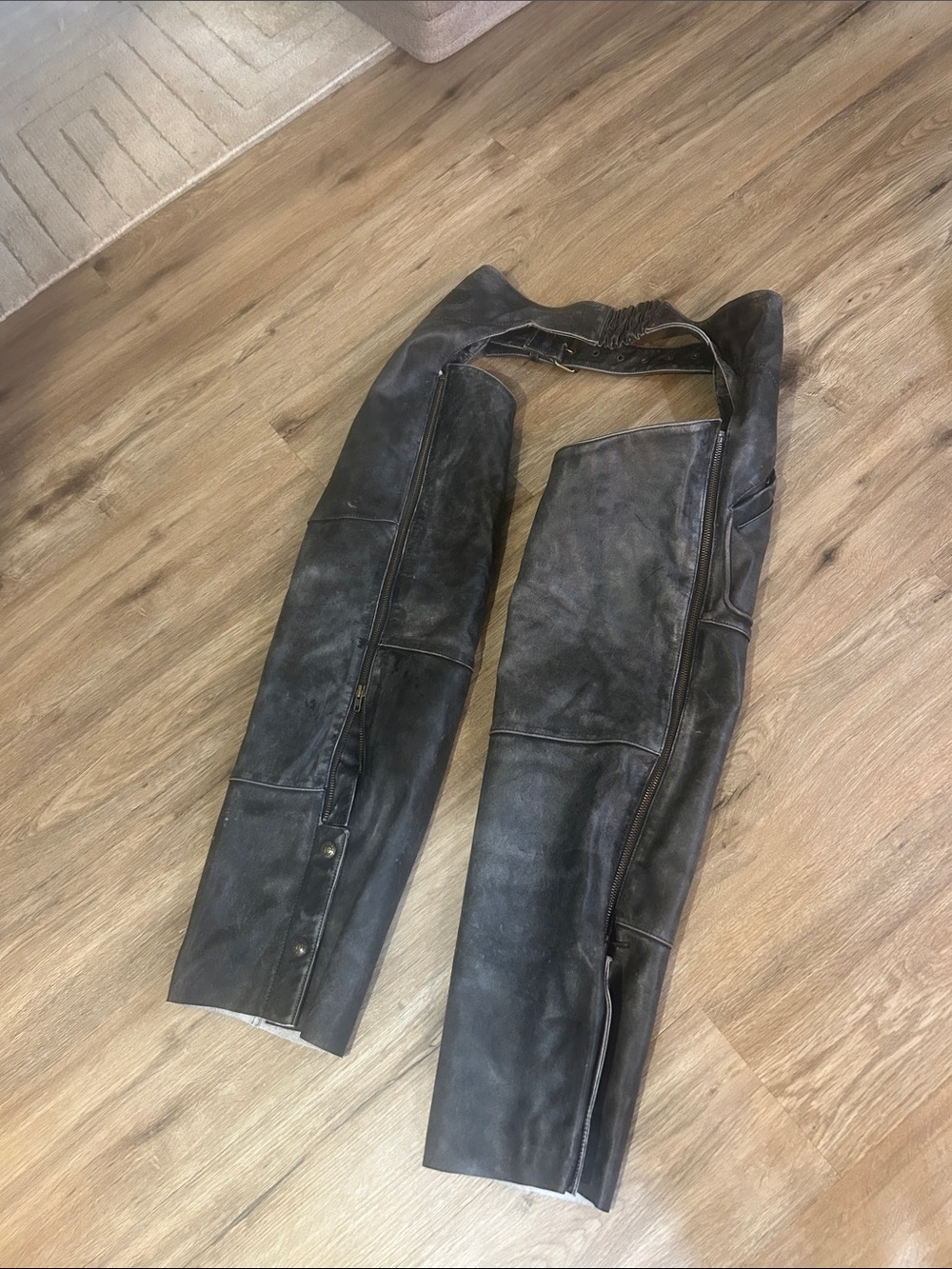 FirstGear Motorcycle Chaps - Picture 4 of 16